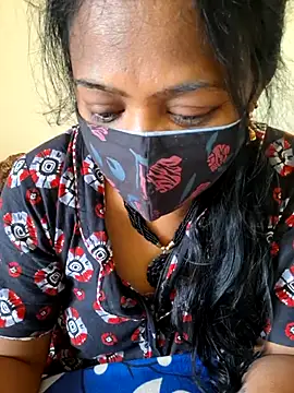 Snapshot of kanikasree chatting on November 6, 2025, 3:21 am kanikasree online show from November 6, 2025, 3:21 am