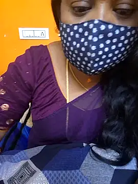 Snapshot of kanikasree chatting on February 26, 2025, 5:42 pm kanikasree online show from February 26, 2025, 5:42 pm