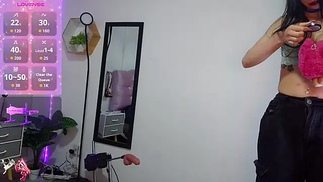 Snapshot of madison_oli chatting on October 30, 2025, 1:09 pm madison oli online show from October 30, 2025, 1:09 pm