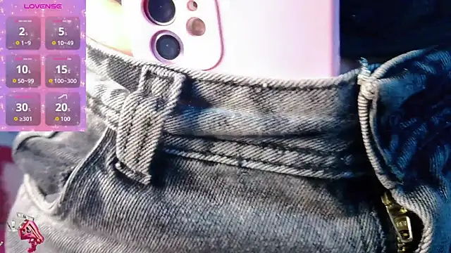 Snapshot of madison_oli chatting on October 10, 2025, 11:55 am madison oli online show from October 10, 2025, 11:55 am