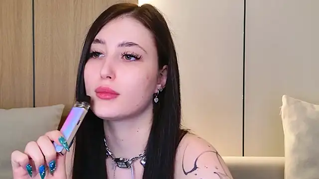 Snapshot of EmmaLawrens chatting on July 18, 2026, 10:46 am EmmaLawrens online show from July 18, 2026, 10:46 am