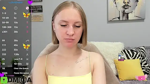 Snapshot of BeautyBlondy chatting on July 27, 2026, 11:06 am BeautyBlondy online show from July 27, 2026, 11:06 am