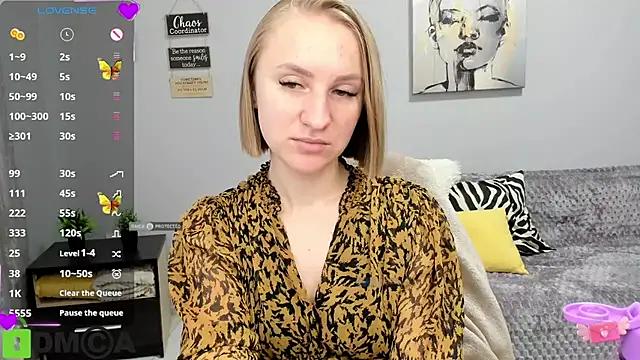 Snapshot of BeautyBlondy chatting on July 20, 2026, 12:18 pm BeautyBlondy online show from July 20, 2026, 12:18 pm