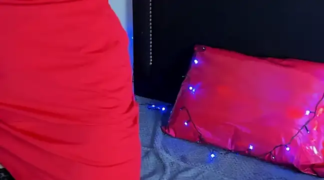 Cleo Hott online show from March 18, 2025, 3:56 am