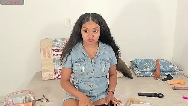 JasmineRose7 online show from April 29, 2026, 11:47 am