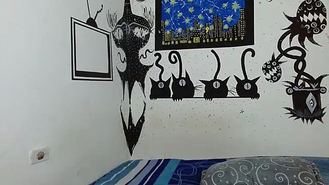 Snapshot of boysLittle chatting on October 14, 2025, 10:05 am boysLittle online show from October 14, 2025, 10:05 am