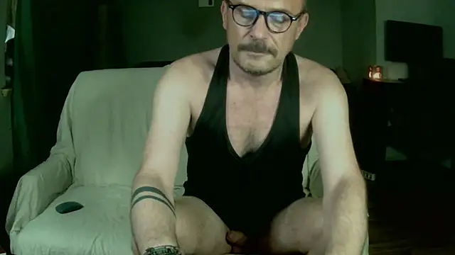 Snapshot of GaySexxPL chatting on September 27, 2025, 3:40 pm GaySexxPL online show from September 27, 2025, 3:40 pm