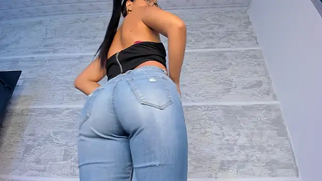 Snapshot of Lixy_x chatting on February 15, 2025, 2:04 am Lixy x online show from February 15, 2025, 2:04 am