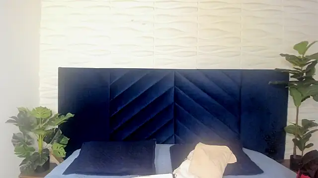 Snapshot of tim__fox chatting on June 15, 2026, 11:54 am tim fox online show from June 15, 2026, 11:54 am