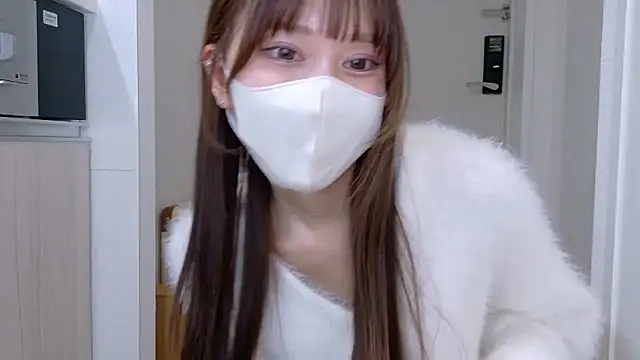 Snapshot of riken_jp chatting on May 10, 2026, 12:53 pm riken jp online show from May 10, 2026, 12:53 pm