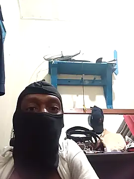 Snapshot of mario0212 chatting on November 5, 2025, 9:23 am mario0212 online show from November 5, 2025, 9:23 am