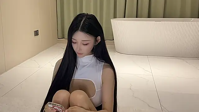 muyan 00 online show from October 21, 2025, 3:44 pm