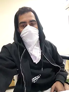 13lusty online show from November 24, 2025, 12:05 pm