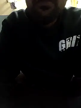 13lusty online show from November 25, 2025, 3:18 am