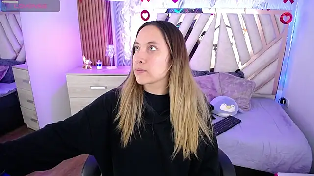 NyxAndria 1 online show from February 27, 2026, 1:39 am