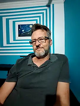 itsmeyes69 online show from February 14, 2025, 10:58 pm