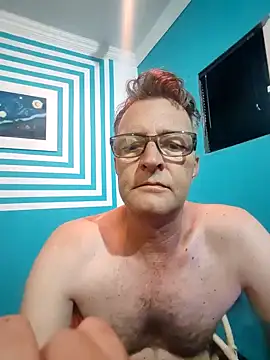 itsmeyes69 online show from January 21, 2025, 8:54 pm