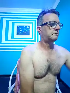 itsmeyes69 online show from January 23, 2025, 9:18 pm