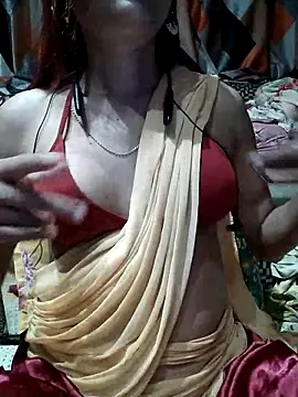 SANA-LEONI online show from October 11, 2025, 2:29 pm