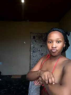 daddysgirly20 online show from February 20, 2025, 9:11 am