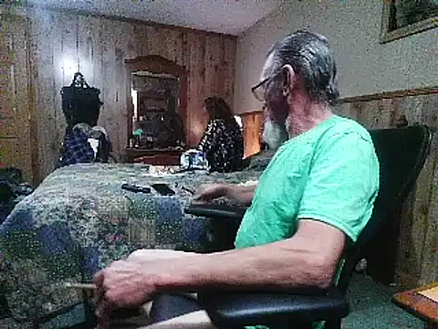 Snapshot of Aldick68 chatting on March 23, 2025, 2:15 am Aldick68 online show from March 23, 2025, 2:15 am