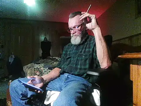 Snapshot of Aldick68 chatting on March 13, 2025, 1:32 am Aldick68 online show from March 13, 2025, 1:32 am