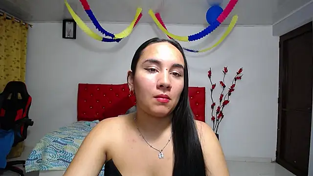 Snapshot of Maylin_horny19 chatting on June 25, 2026, 3:04 am Maylin horny19 online show from June 25, 2026, 3:04 am