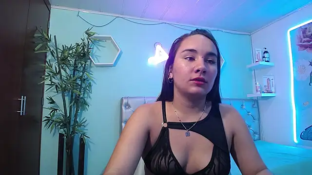 Snapshot of Maylin_horny19 chatting on July 11, 2026, 3:07 am Maylin horny19 online show from July 11, 2026, 3:07 am