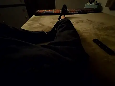 Snapshot of Rzemtsefg chatting on November 11, 2025, 11:05 am Rzemtsefg online show from November 11, 2025, 11:05 am