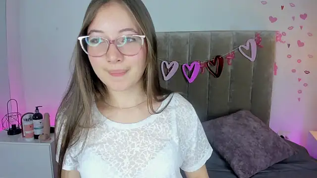 Snapshot of Dahlia_Rousse chatting on March 1, 2025, 10:31 pm Dahlia Rousse online show from March 1, 2025, 10:31 pm