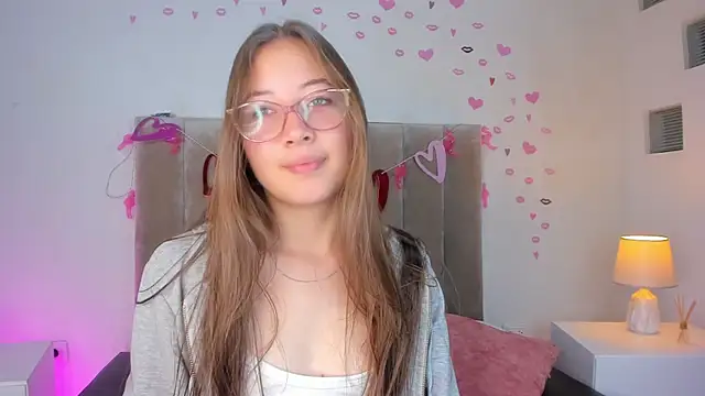 Snapshot of Dahlia_Rousse chatting on March 16, 2025, 2:44 pm Dahlia Rousse online show from March 16, 2025, 2:44 pm