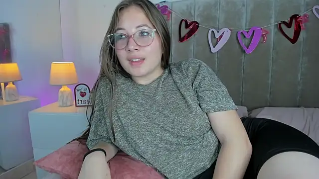 Snapshot of Dahlia_Rousse chatting on March 23, 2025, 1:20 am Dahlia Rousse online show from March 23, 2025, 1:20 am