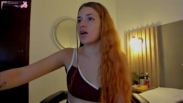 alliss ginger  online show from November 17, 2025, 1:59 pm