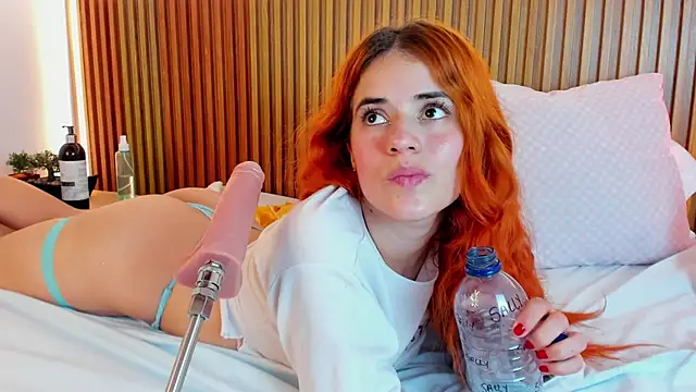 Snapshot of alliss_ginger_ chatting on January 19, 2025, 9:33 am alliss ginger online show from January 19, 2025, 9:33 am