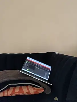 Barbie Teddy online show from October 20, 2025, 8:04 am