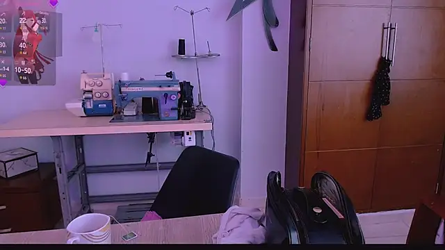 Mattilda 18 online show from October 8, 2025, 7:25 pm