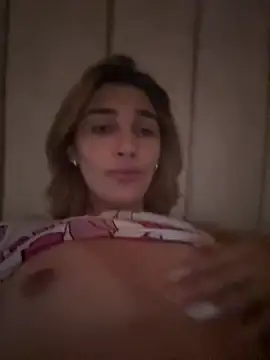 Snapshot of Queensara_ chatting on March 2, 2025, 5:23 am Queensara online show from March 2, 2025, 5:23 am