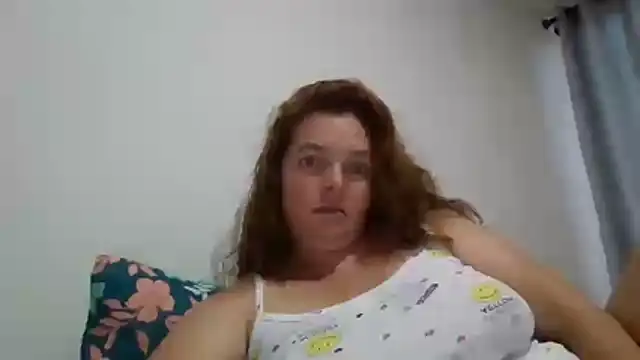 Snapshot of squirtlatinx chatting on January 9, 2026, 10:49 pm squirtlatinx online show from January 9, 2026, 10:49 pm