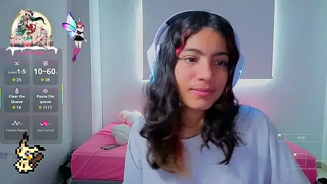 Lovelyamyy online show from November 28, 2025, 4:18 pm