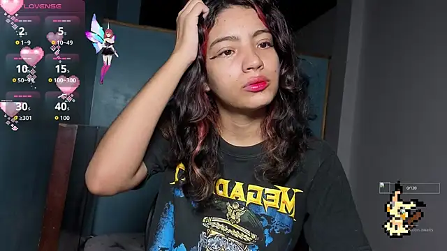 Lovelyamyy online show from November 3, 2025, 9:18 pm