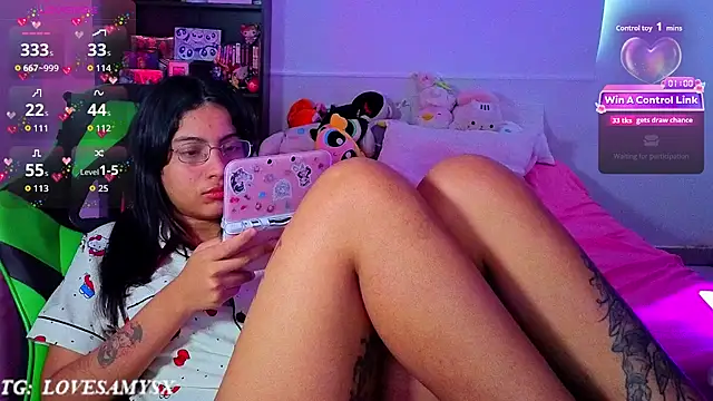Snapshot of Lovelyamyy chatting on June 4, 2026, 3:06 pm Lovelyamyy online show from June 4, 2026, 3:06 pm