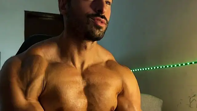 Snapshot of Lucasfit24 chatting on July 23, 2026, 1:41 am Lucasfit24 online show from July 23, 2026, 1:41 am