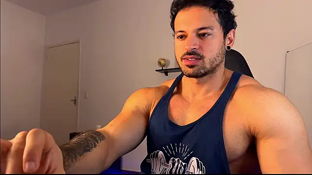 Snapshot of Lucasfit24 chatting on July 30, 2026, 4:06 pm Lucasfit24 online show from July 30, 2026, 4:06 pm