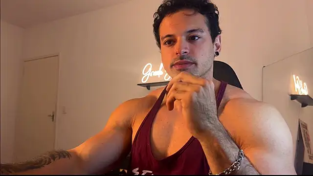 Snapshot of Lucasfit24 chatting on August 1, 2026, 2:31 am Lucasfit24 online show from August 1, 2026, 2:31 am