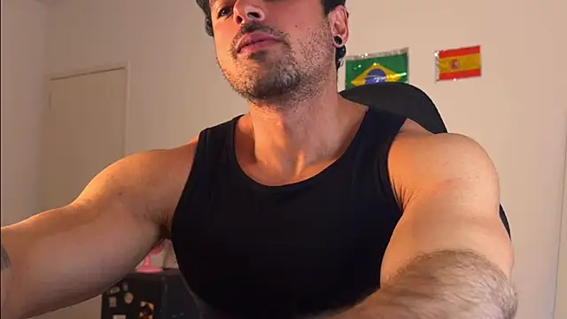 Snapshot of Lucasfit24 chatting on July 11, 2026, 2:01 am Lucasfit24 online show from July 11, 2026, 2:01 am