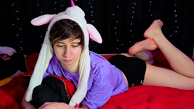 Snapshot of Timothy_Fox chatting on October 15, 2025, 2:21 am Timothy Fox online show from October 15, 2025, 2:21 am