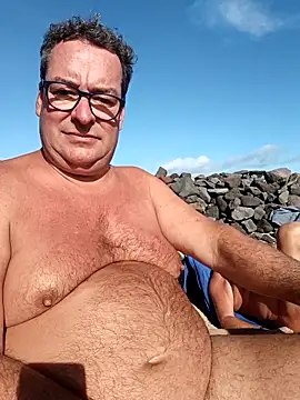 Snapshot of MountJohnXL chatting on December 17, 2025, 3:28 pm MountJohnXL online show from December 17, 2025, 3:28 pm