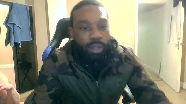 Snapshot of vanillachocduo chatting on March 20, 2025, 11:34 pm vanillachocduo online show from March 20, 2025, 11:34 pm