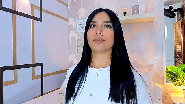 Snapshot of CharlotteGraay chatting on November 27, 2025, 7:47 pm CharlotteGraay online show from November 27, 2025, 7:47 pm