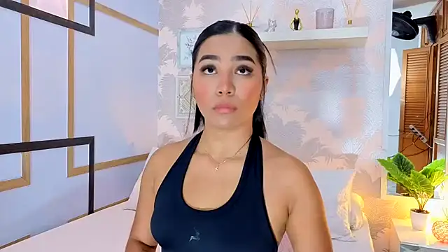 Snapshot of CharlotteGraay chatting on November 19, 2025, 7:36 pm CharlotteGraay online show from November 19, 2025, 7:36 pm